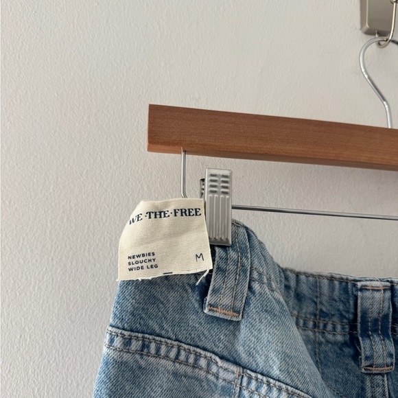 FREE PEOPLE NWT Newbies Solid Slouch Jeans M - Picture 5 of 8